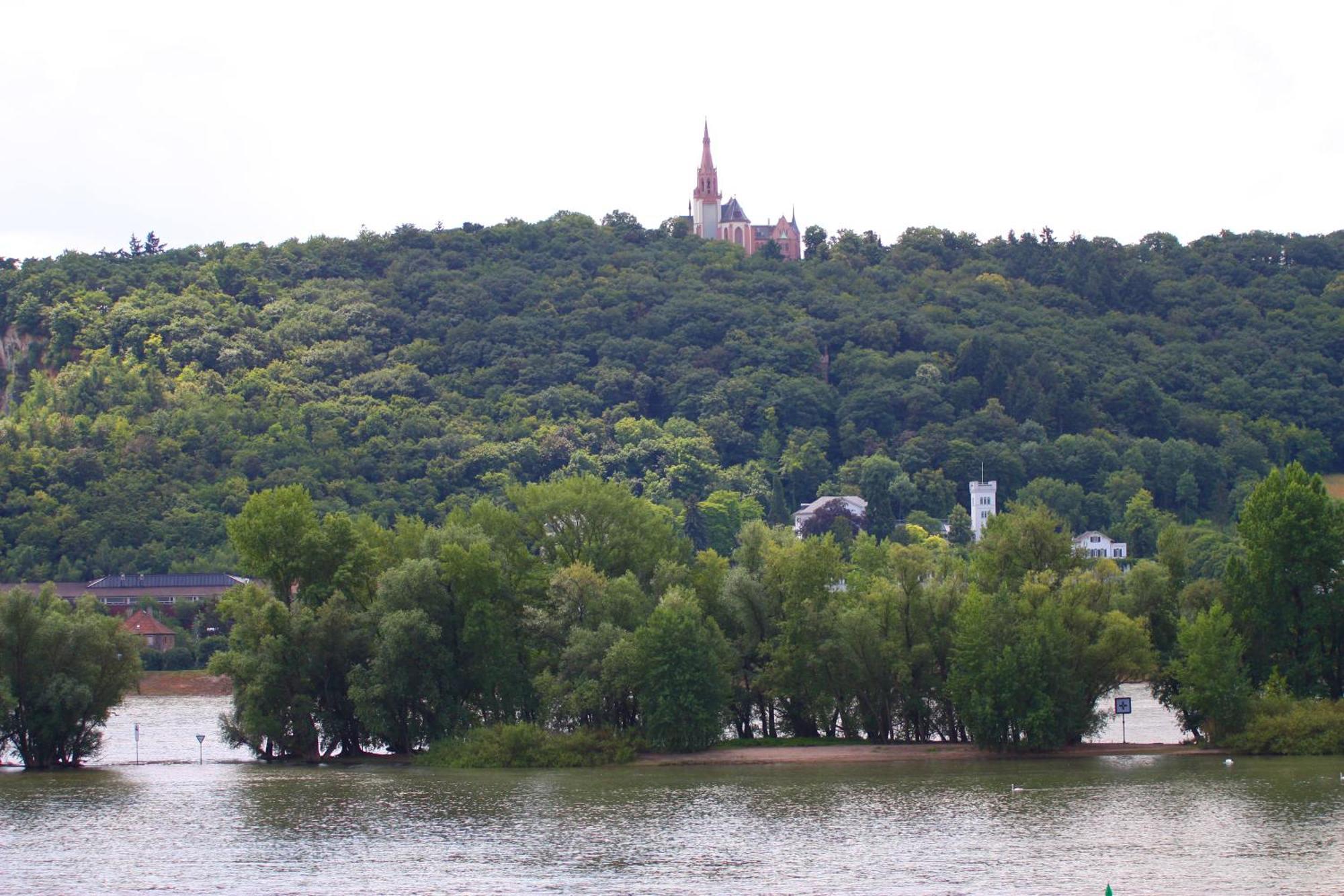 רודסהיים אם ריין Hotel Krone Ruedesheim מראה חיצוני תמונה