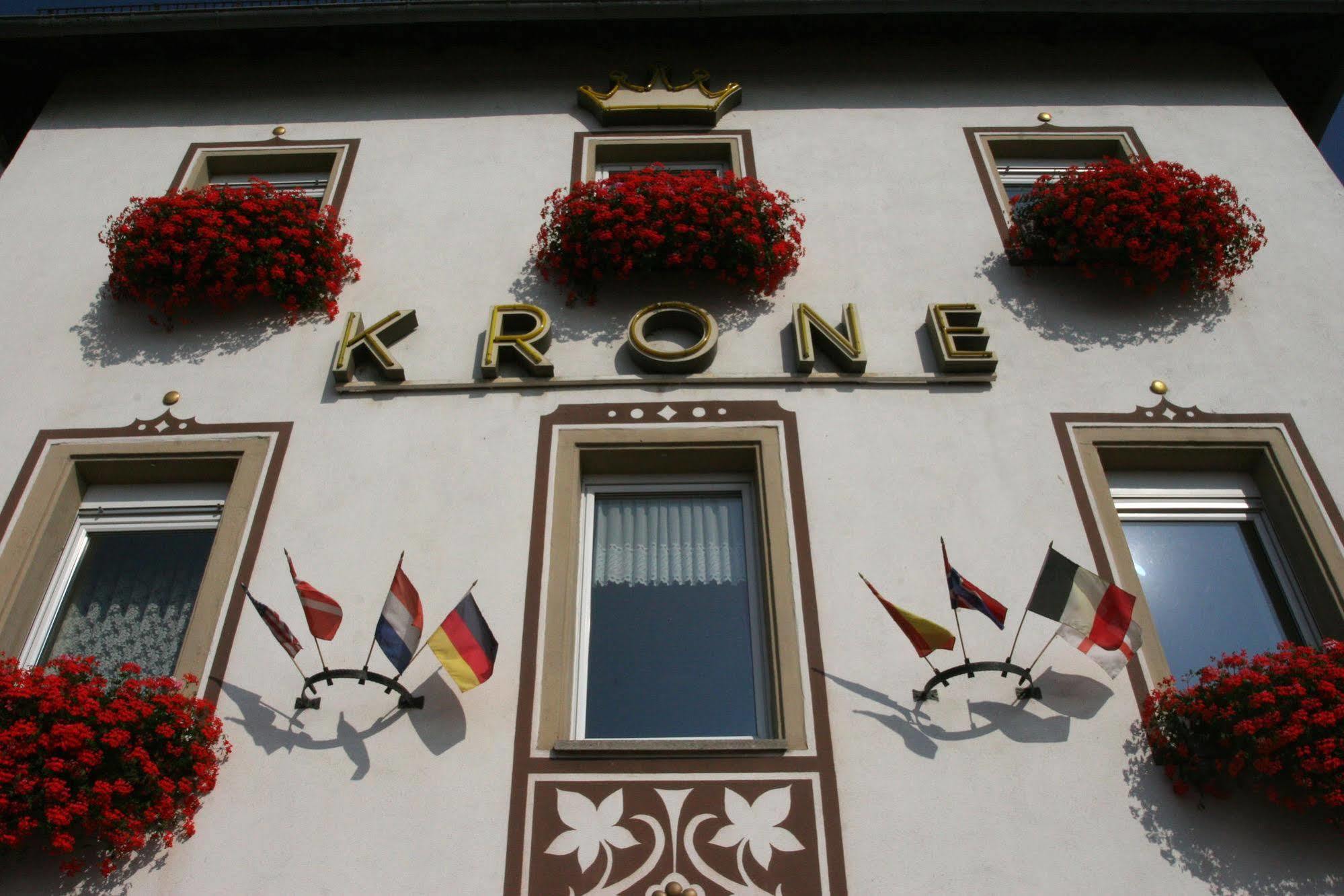 רודסהיים אם ריין Hotel Krone Ruedesheim מראה חיצוני תמונה